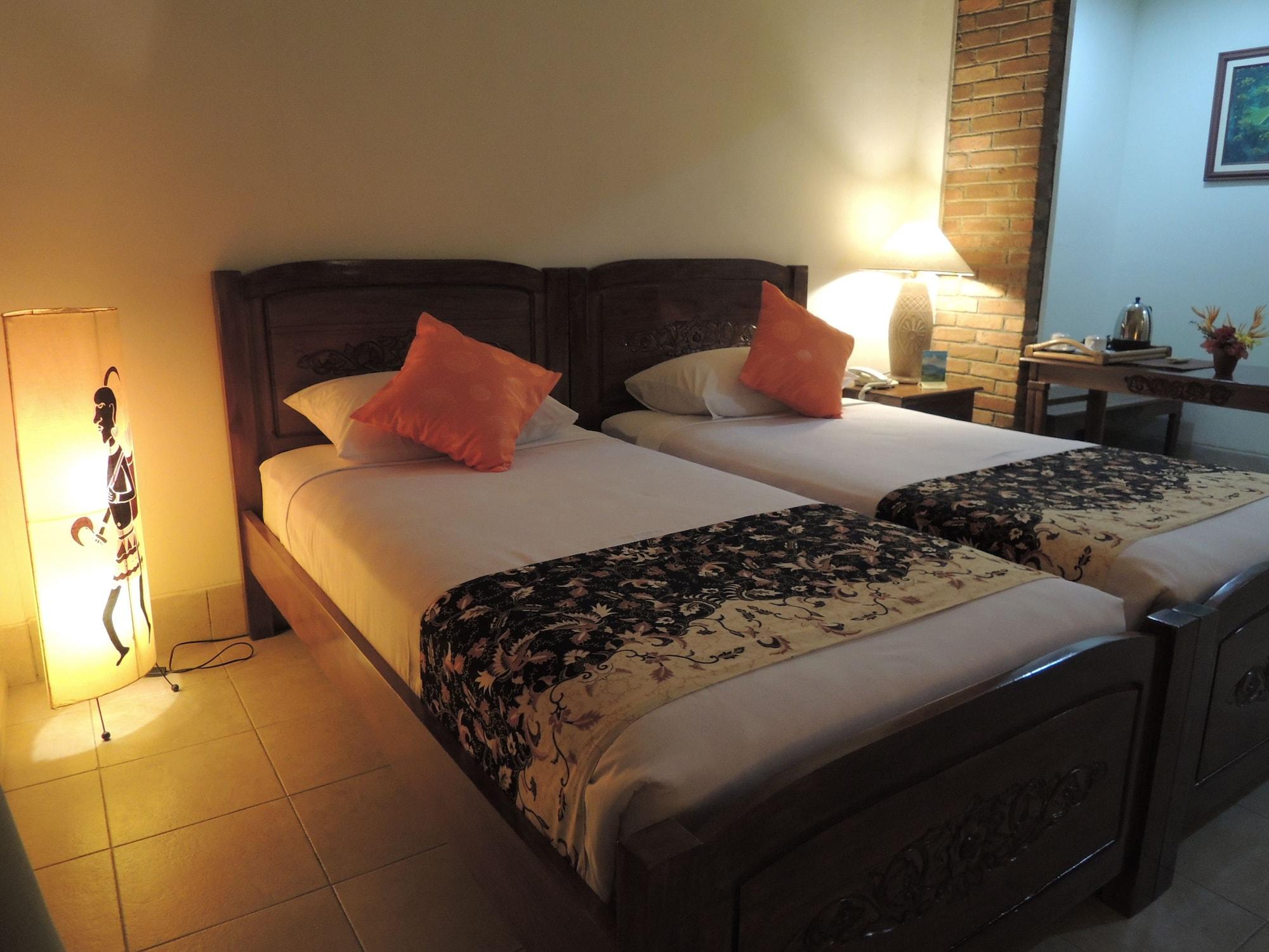 Hotel Deli River And Restaurant Omlandia Medan Exterior photo
